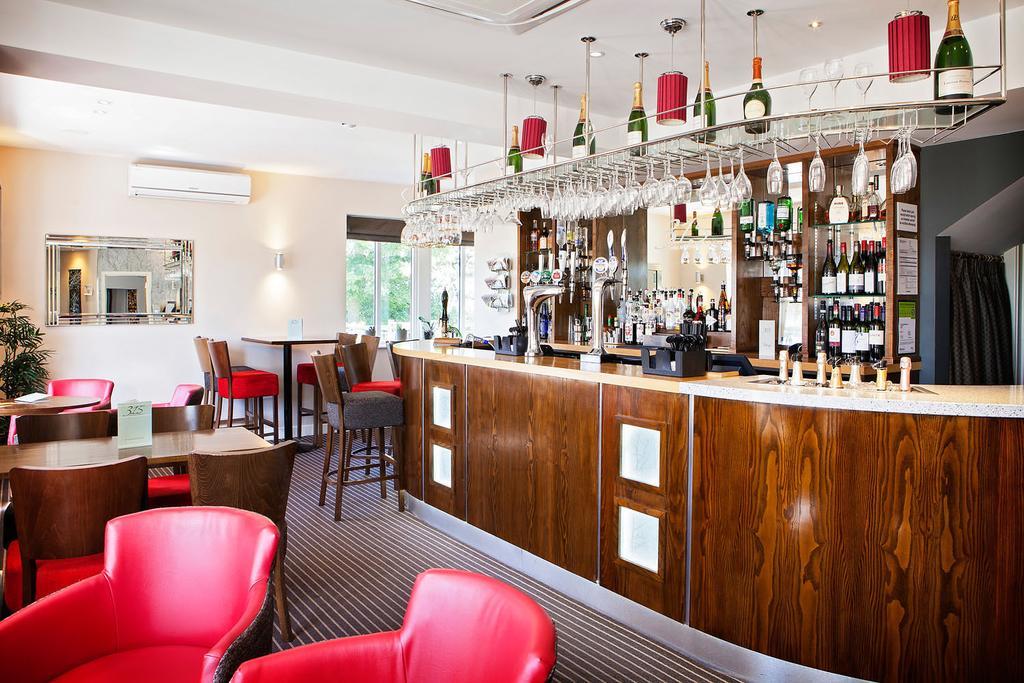 315 Bar & Restaurant Ξενοδοχείο Χάντερσφιλντ Εξωτερικό φωτογραφία